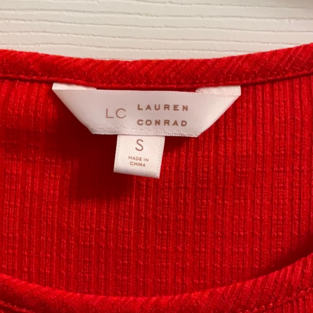 Red Ruffled Puff Sleeve Blouse - Picture 2 of 5